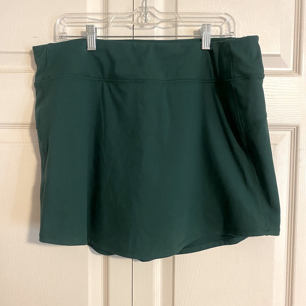Green tennis skirt
